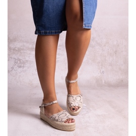 Sandales à plateforme Martella beiges 1 Sandales à plateforme Martella beiges 1