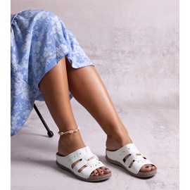 Tongs classiques Karime blanches 2
