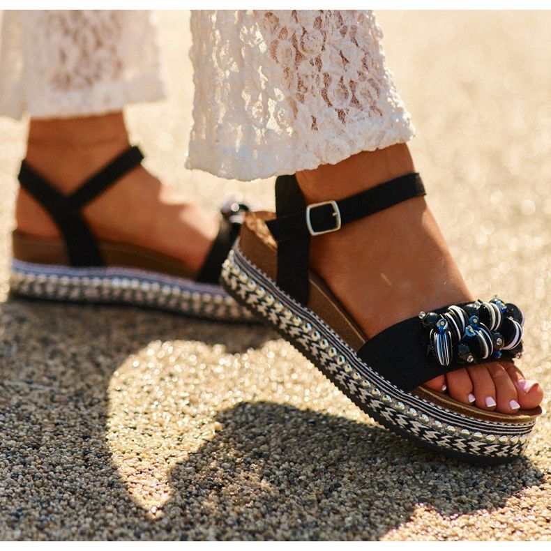 S.Barski Sandales féminines en coin et plate-forme avec décorations S. Barski Hy056 Black le noir 3