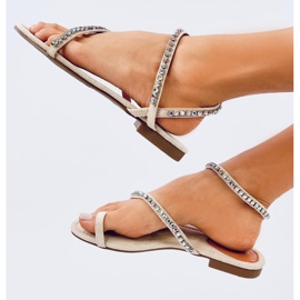 Ayless Sandales tongs beiges avec strass 1