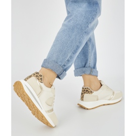 Chaussures de sport femme beiges 1 Chaussures de sport femme beiges 1