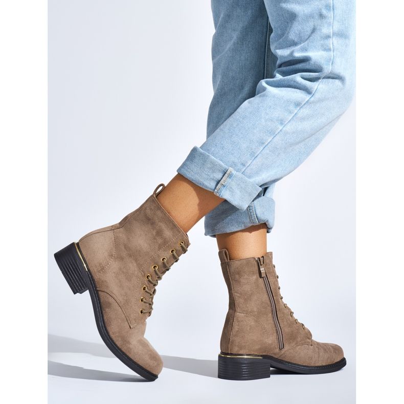 Bottines femme beiges à lacets et talon bas 2 Bottines femme beiges à lacets et talon bas 2