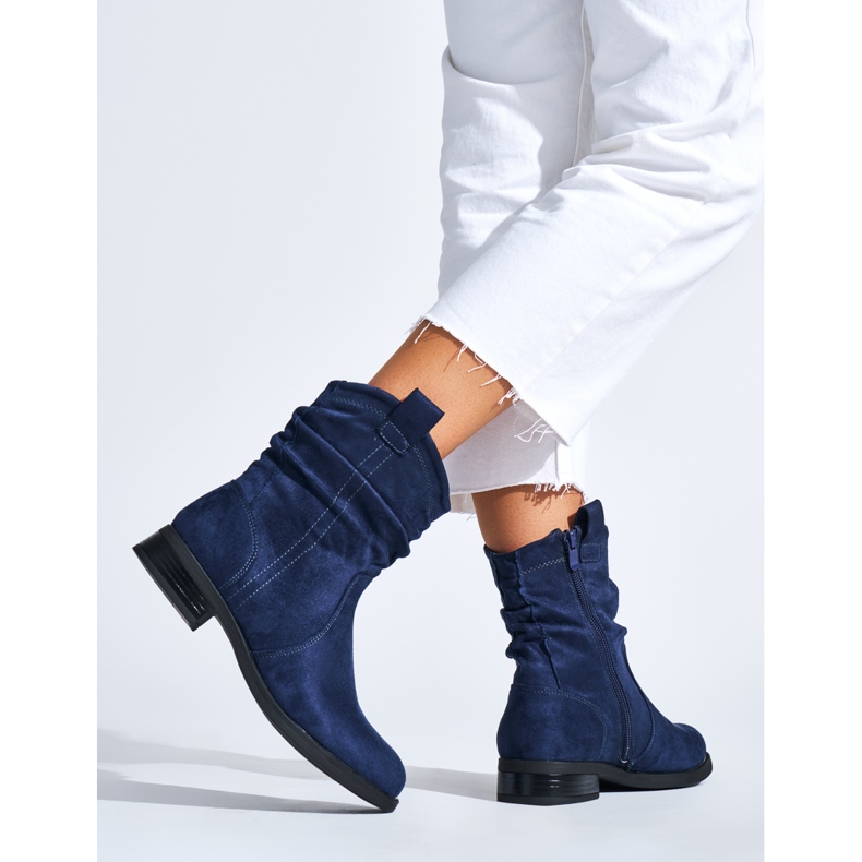 Bottines plates en daim bleu marine 1