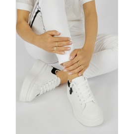 Chaussures de sport blanches pour femmes 1