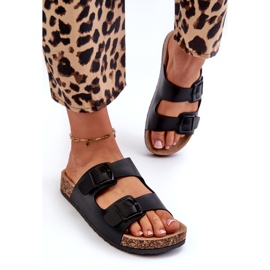 Evento Tongs pour femmes sur plateforme en liège avec boucles, noir Klinesta le noir 2 Evento Tongs pour femmes sur plateforme en liège avec boucles, noir Klinesta le noir 2