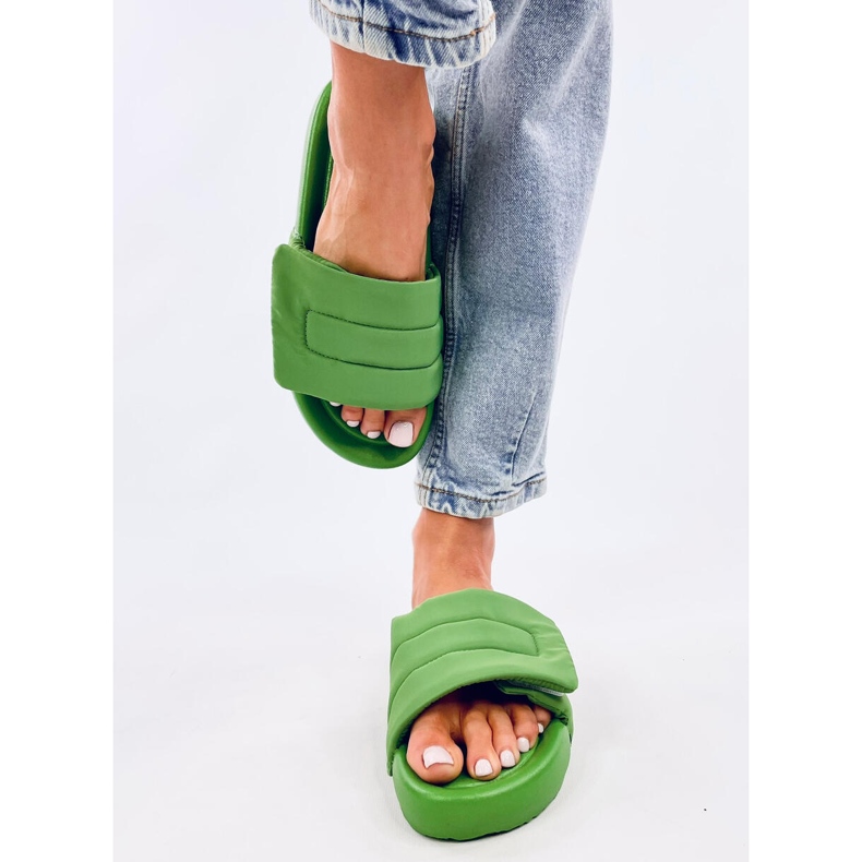 Claquettes en nylon vert Cueto 2