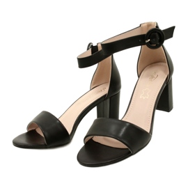 Evento Sandales Pour Femmes Sur Un Talon Haut Noir le noir 1