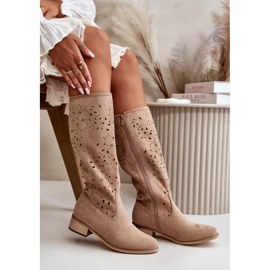 Bottes Femme Ajourées Sur Talons Bas Eco Daim Fermées Par Une Fermeture Éclair Orchidées Beige Foncé 8