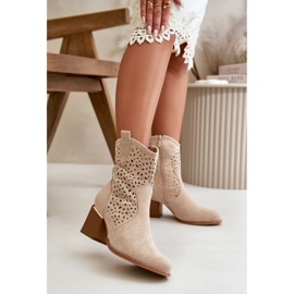 Bottines ajourées en éco-daim, fermées par une fermeture éclair, beige Sevana 2