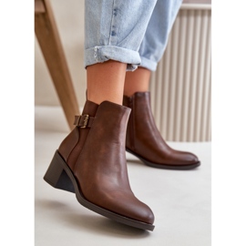 Bottes isolées pour femmes à talon haut avec boucle, marron Nevillira brun 2 Bottes isolées pour femmes à talon haut avec boucle, marron Nevillira brun 2