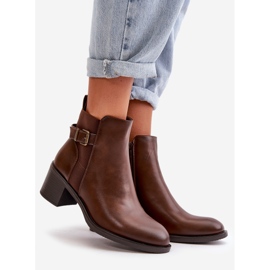 Bottes isolées pour femmes à talon haut avec boucle, marron Nevillira brun 1 Bottes isolées pour femmes à talon haut avec boucle, marron Nevillira brun 1