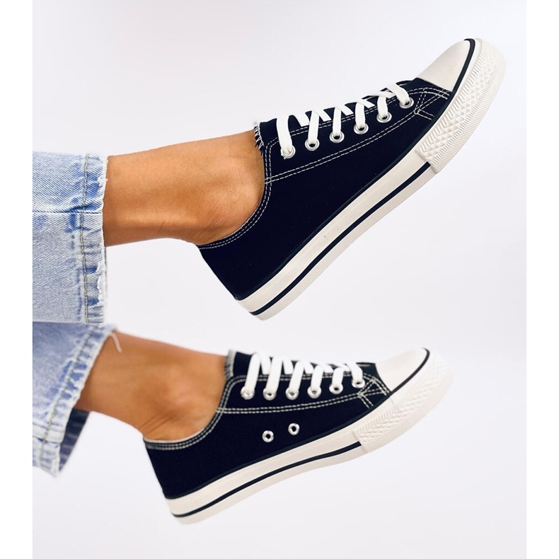 Baskets classiques femme Basic Black noir 1