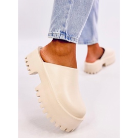 Sabots en mousse Ernest Beige 1