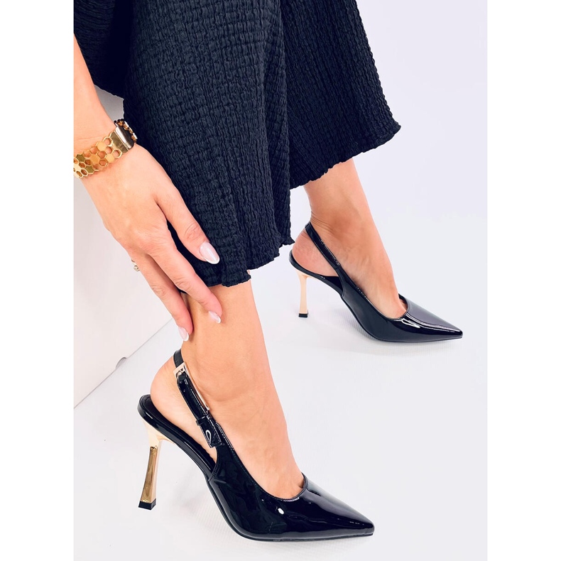 Mariot Escarpins vernis noirs à talon ouvert le noir 2