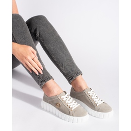 Chaussures à plateforme grises en cuir suédé 1