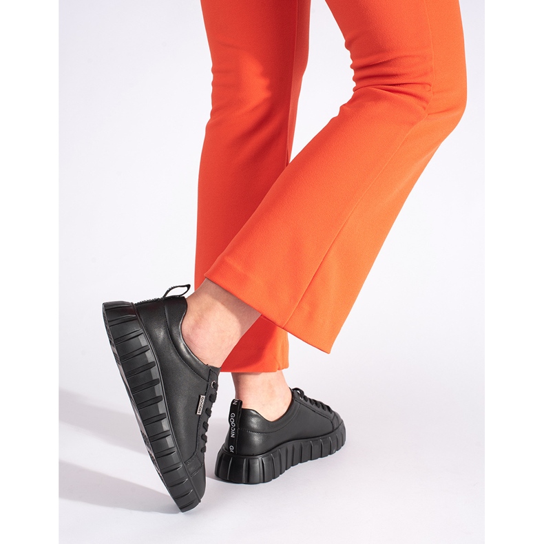 Chaussures à plateforme en cuir noir le noir 1