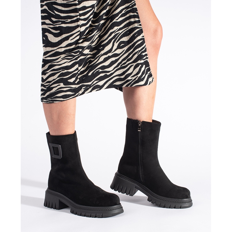 Bottines noires pour femme à semelle épaisse le noir 1