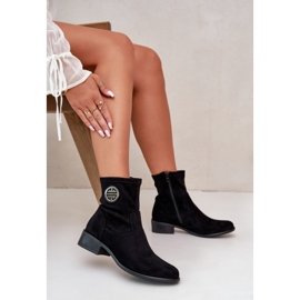 Bottines pour femmes fermées par une fermeture éclair avec un détail décoratif, Eco Daim, noir Lerioria le noir 9