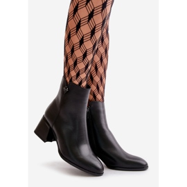 Bottes pour femmes élégantes et chaudes en cuir naturel, noir Vinceza 77106 1