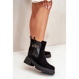 Bottines isolées noires en suède écologique pour femmes avec détail doré Bervena 1