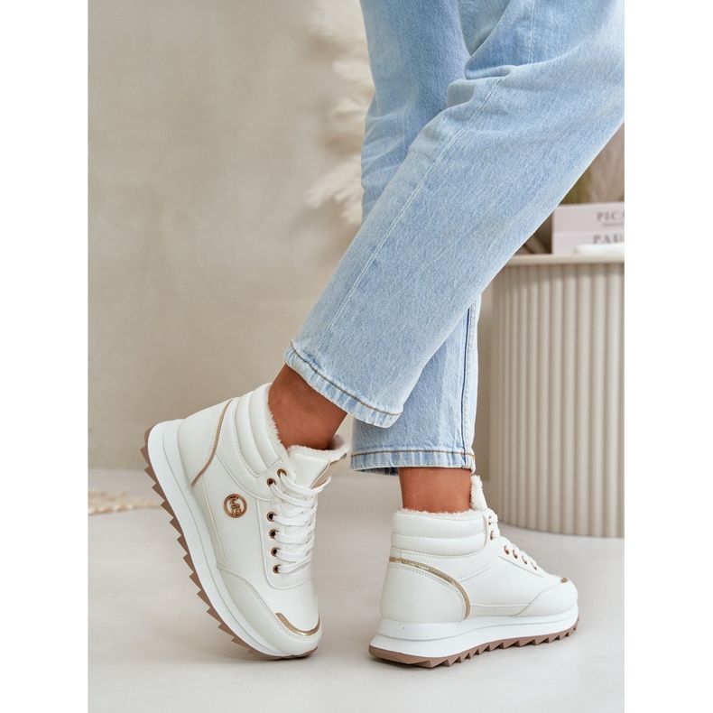 Chaussures de sport isolées sur plateforme pour femmes, blanc Ariatte blanche 2 Chaussures de sport isolées sur plateforme pour femmes, blanc Ariatte blanche 2