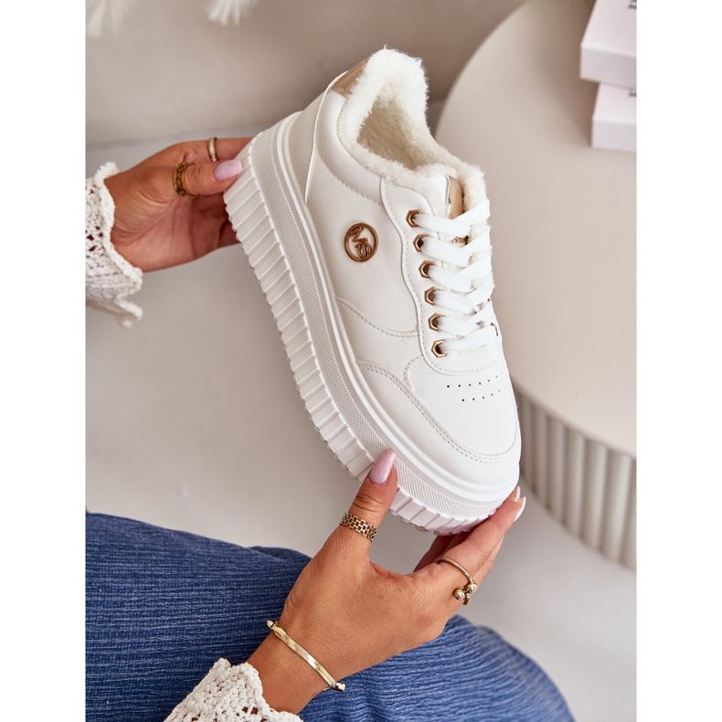 Baskets de sport isolées pour femmes avec semelle épaisse, blanc Ardiela blanche 2