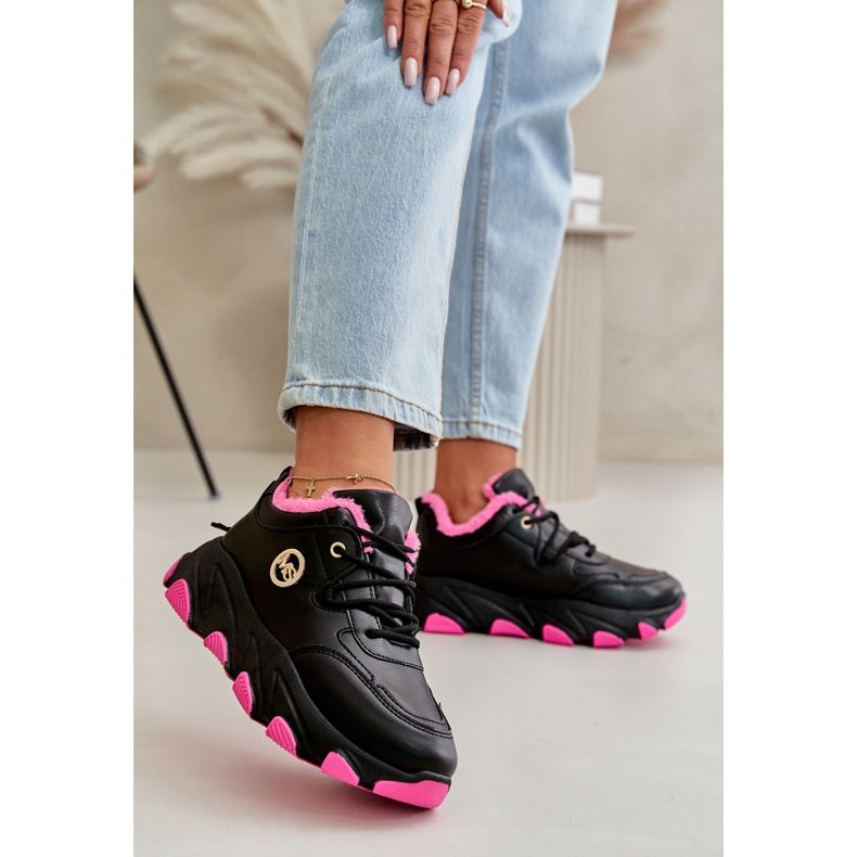 Chaussures De Sport Isolées À Lacets Pour Femmes Sur Plateforme Noir Blanc 2