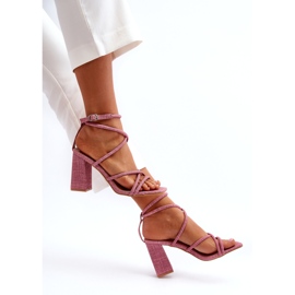 Sandales féminines sur le post Pink Stripes rose 4