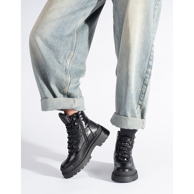 Bottines noires à semelle épaisse par Sergio Leone le noir 1