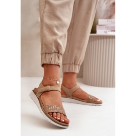 Sandales pour femmes décorées légères et confortables avec velcro, beige foncé Inblu CN000039 2