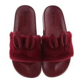 Chaussons avec fourrure et oreilles bordeaux rouge 1 Chaussons avec fourrure et oreilles bordeaux rouge 1