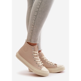 Baskets isolées pour femmes en cuir écologique beige Big Star OO274934 1