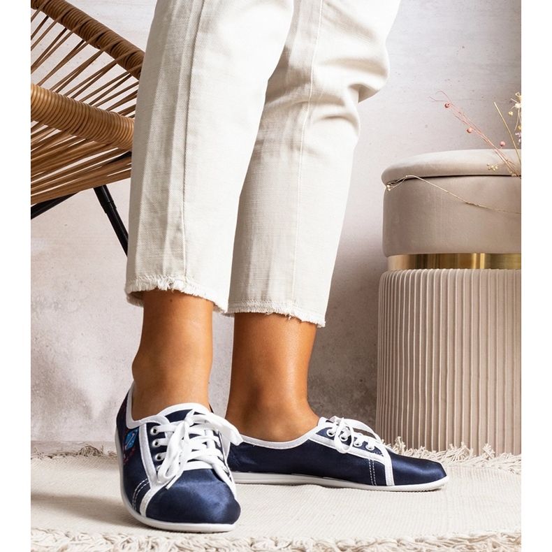 Baskets femme Woodstock bleu marine 1