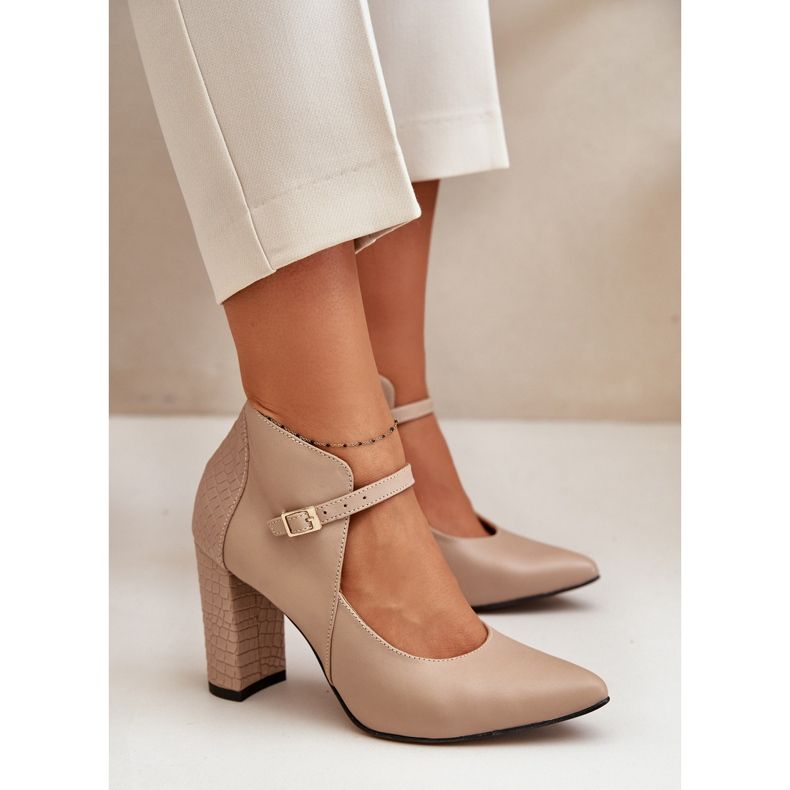 Escarpins en cuir à bouts pointus sur talon haut Beige Laura Messi 2832 2