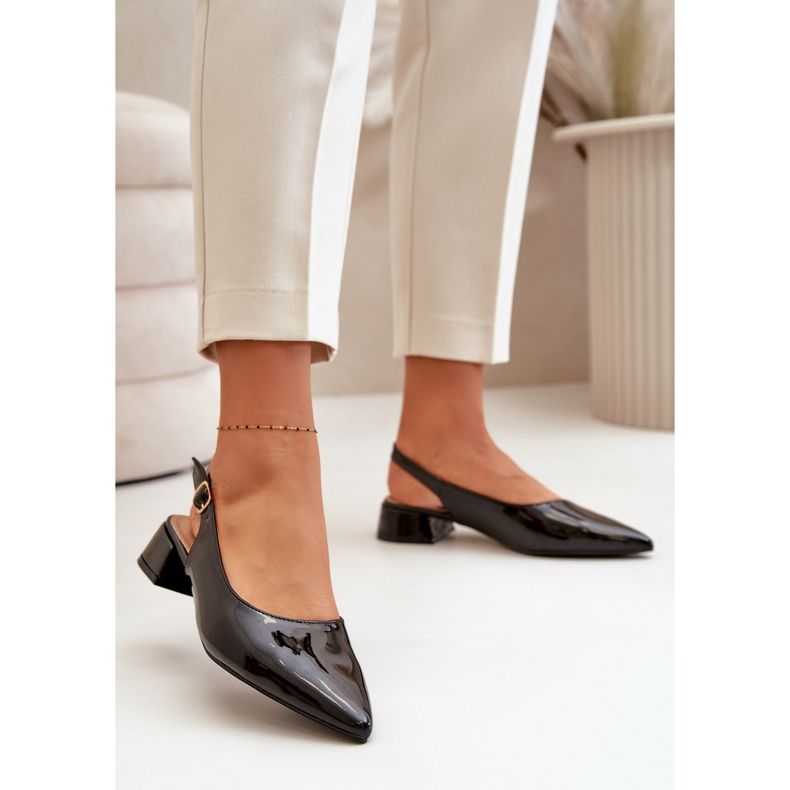 Ballerines Anarinne noires vernies à talons bas et bouts pointus 2