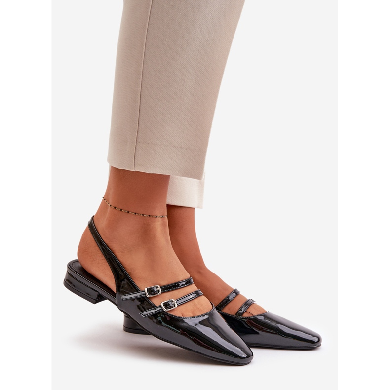 Ballerines En Cuir Verni Avec Lanières Sur Talons Bas, Bialettia Noir le noir 1