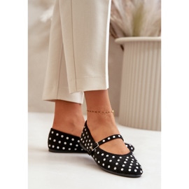 Ballerines Décorées Avec Bride Eco Daim Noir Tirilissa le noir 6