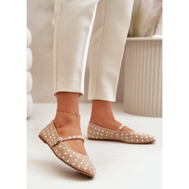 Ballerines beiges en daim écologique décorées avec ceinture Tirilissa 2