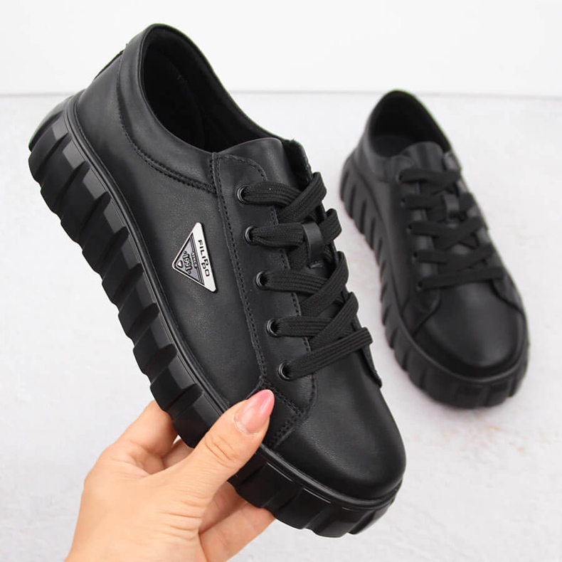 Chaussures femme en cuir noir sur plateforme Filippo DP4670 le noir 1