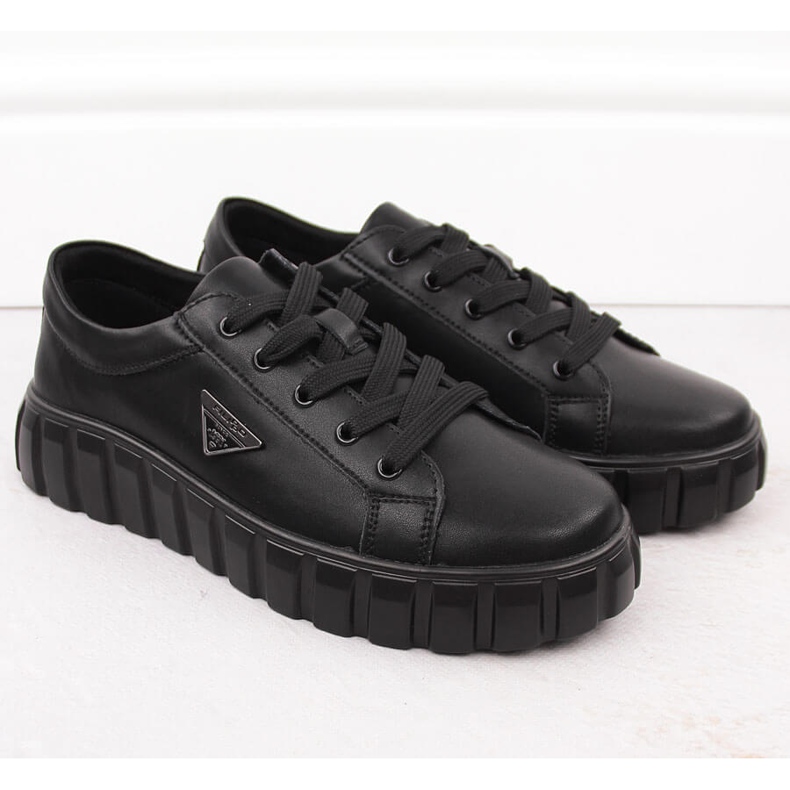 Chaussures femme en cuir noir sur plateforme Filippo DP4670 2