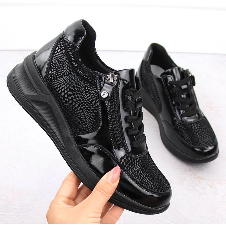 Chaussures compensées femme en cuir noir Filippo DP6352 1