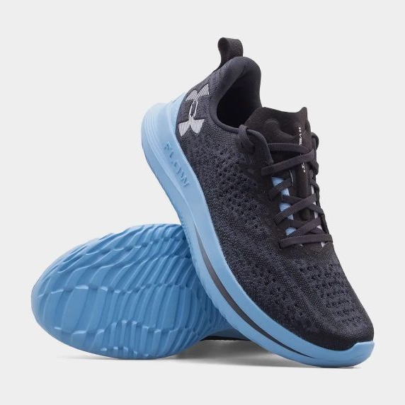 4 chaussures Under Armour Velociti 3027585-002 noir 1