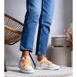 Baskets Aucoin grises à lacets orange blanche 1