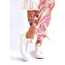News Baskets Classiques Femme Blanc et Or Ecoma blanche 1