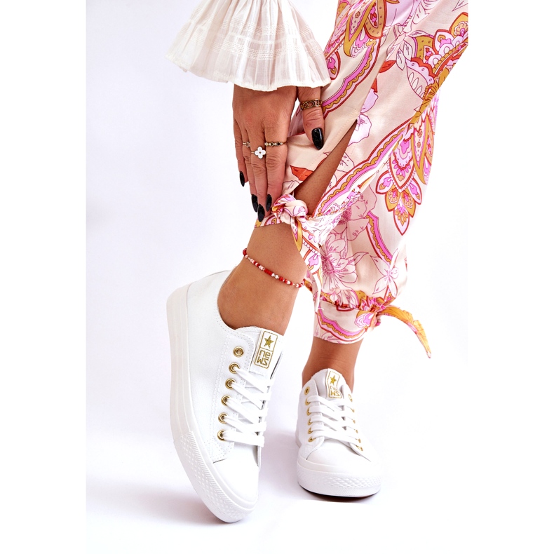 News Baskets Classiques Femme Blanc et Or Ecoma blanche 1