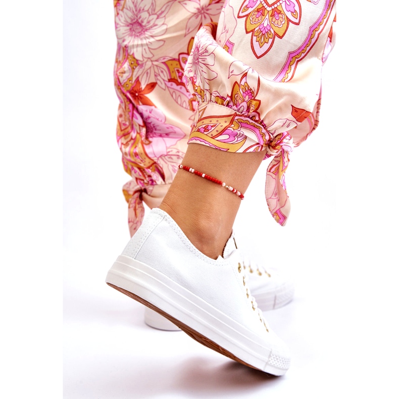 News Baskets Classiques Femme Blanc et Or Ecoma blanche 3