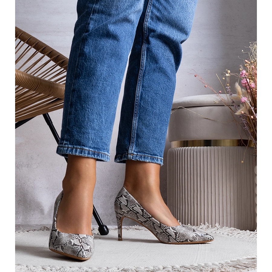 Escarpins beiges a motif peau de serpent Nickel