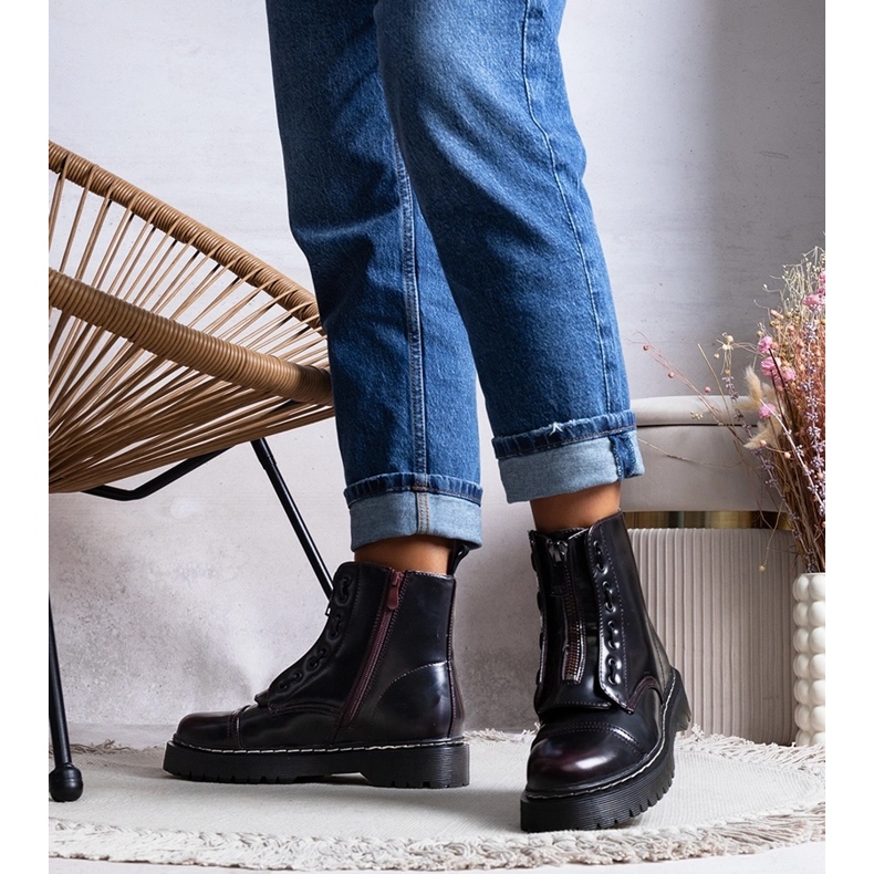 Bottes de randonnée isolées noires de Royer le noir 1