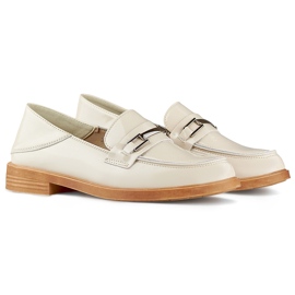Chaussures femme en cuir verni beige 1 Chaussures femme en cuir verni beige 1