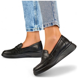 Chaussures classiques en cuir noir pour femmes sur une plateforme confortable le noir 2
